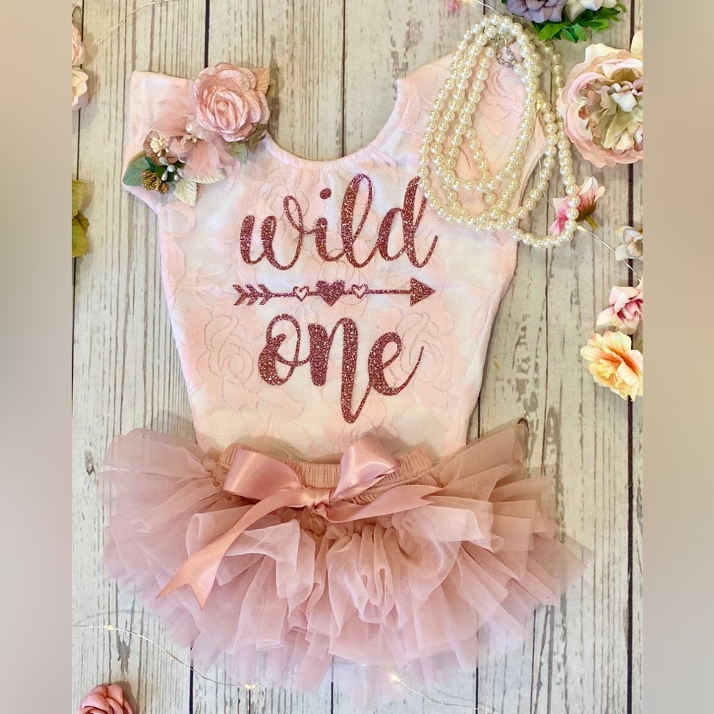 WILD ONE outfit *NEVER WORN*